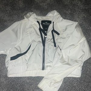 Super cute jacket and has only been worn once!